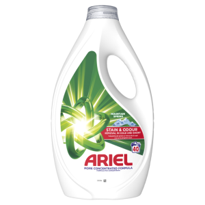 Течен перилен препарат Ariel Mountain Spring 1.8 л - 40 пранета