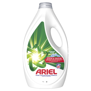 Течен перилен препарат Ariel Mountain Spring 2.7 л – 60 пранета