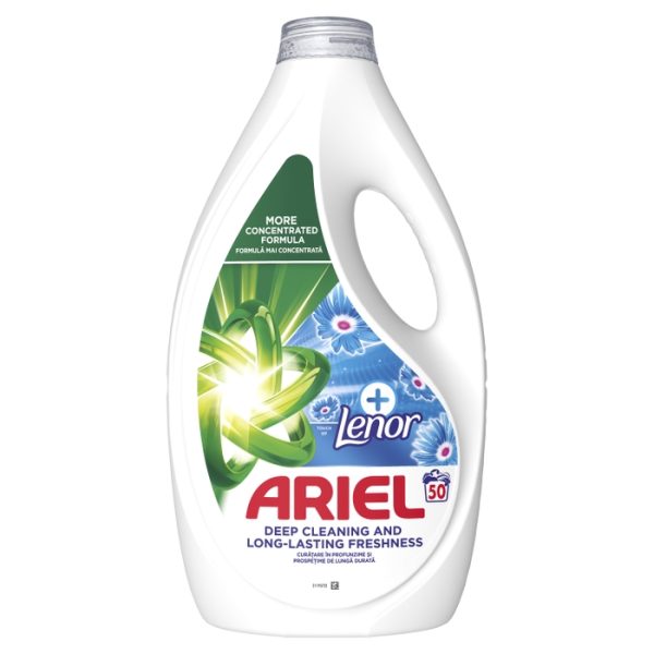 Течен перилен препарат Ariel с Lenor – 50 пранета
