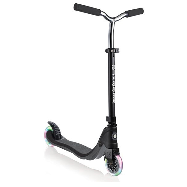 Тротинетка Flow 125 Light с нова T-образна кормилна рамка – Черна